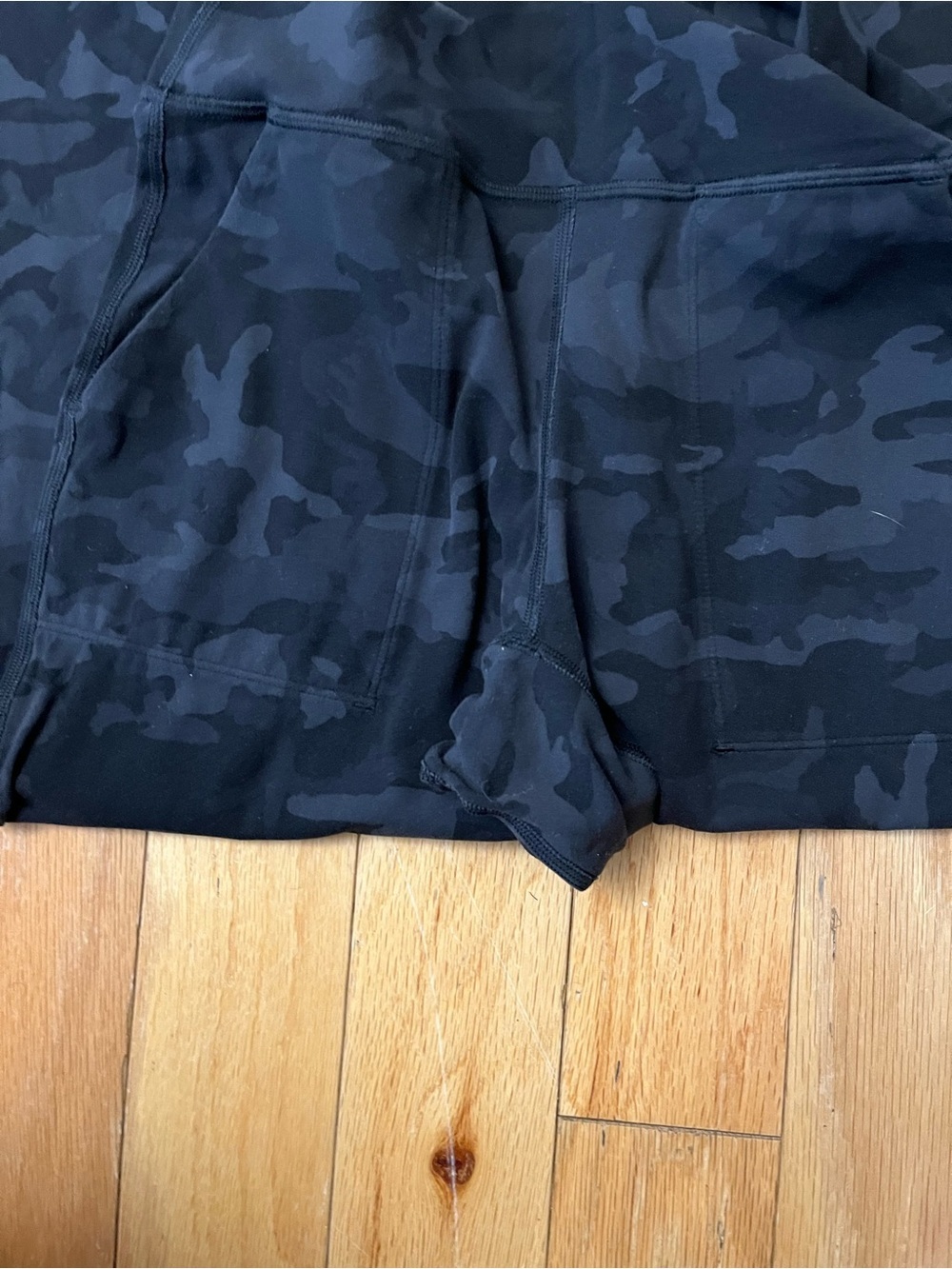 Lululemon Align Jogger 28 Inch Heritage 365 Camo Deep Coal Multi Size 4 - Picture 4 of 6